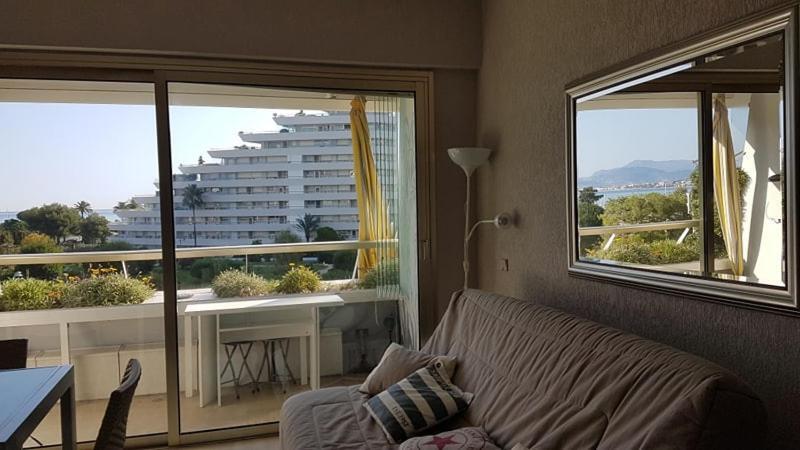Marina Baie des Anges Seaview Apartment Villeneuve-Loubet Exterior photo